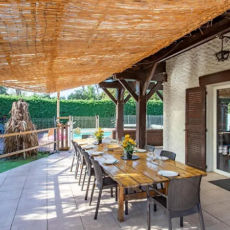 Holiday home La Maison Du Bonheur 30 Personnes Avec Piscines Chauffees *