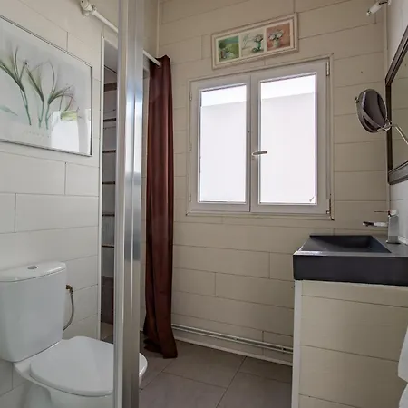 Holiday home La Maison Du Bonheur 30 Personnes Avec Piscines Chauffees *