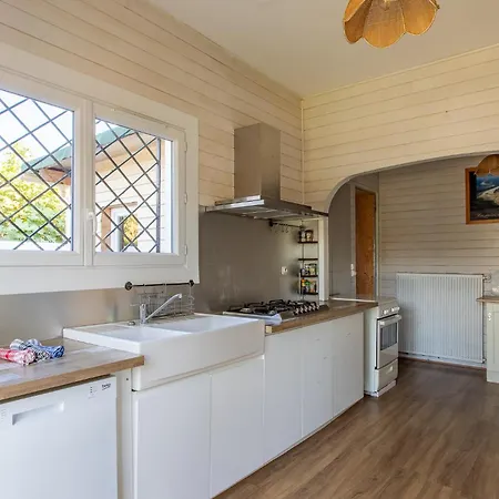 La Maison Du Bonheur 30 Personnes Avec Piscines Chauffees *