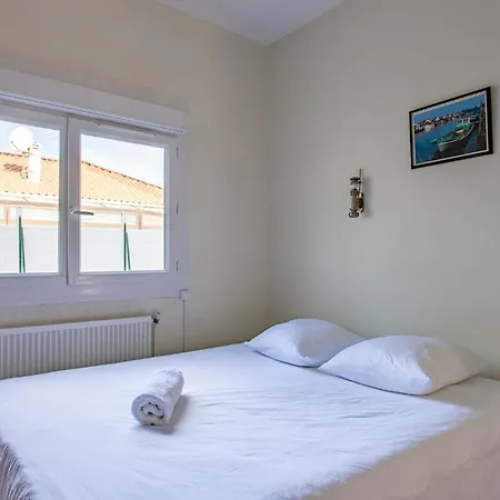La Maison Du Bonheur 30 Personnes Avec Piscines Chauffees